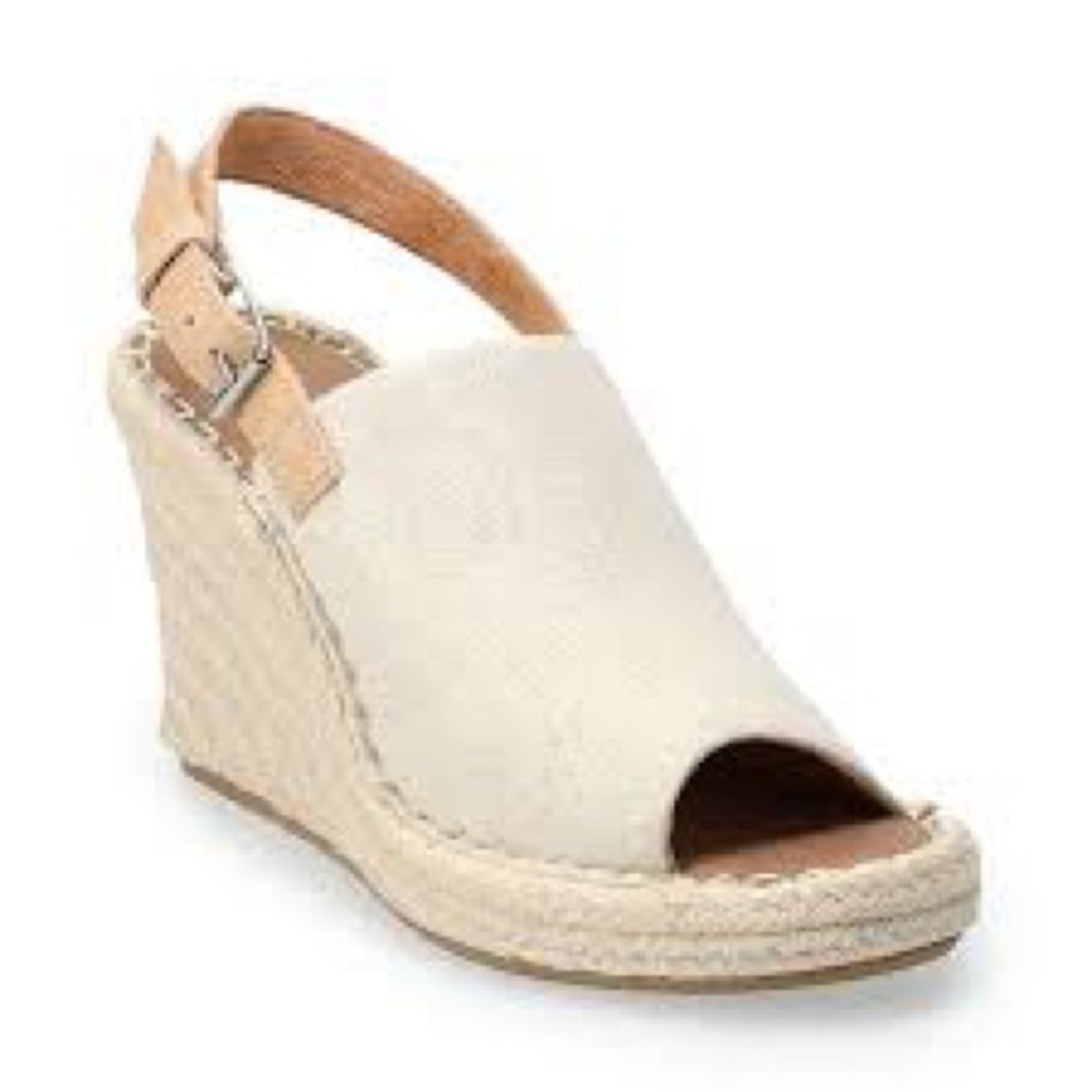 NWOT TOMS Monica Suede Wicker Wedge Sandal in Natural Oxford